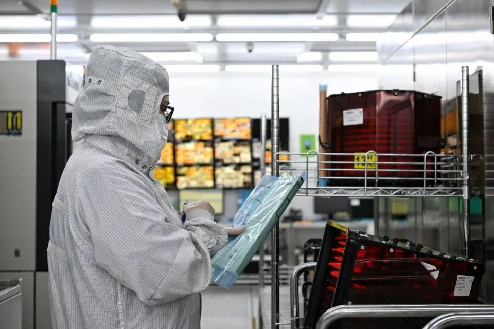 Electronics saw a first-time contraction in new exports, factory output, and employment. 