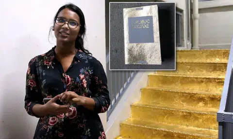 Student behind 'golden HDB staircase' now turning books to gold