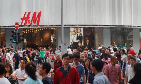 h&m lays off staff in singapore, moves regional headquarters to malaysia