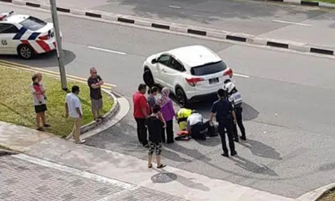 84-year-old pedestrian dies after being hit by car at Chua Chu Kang