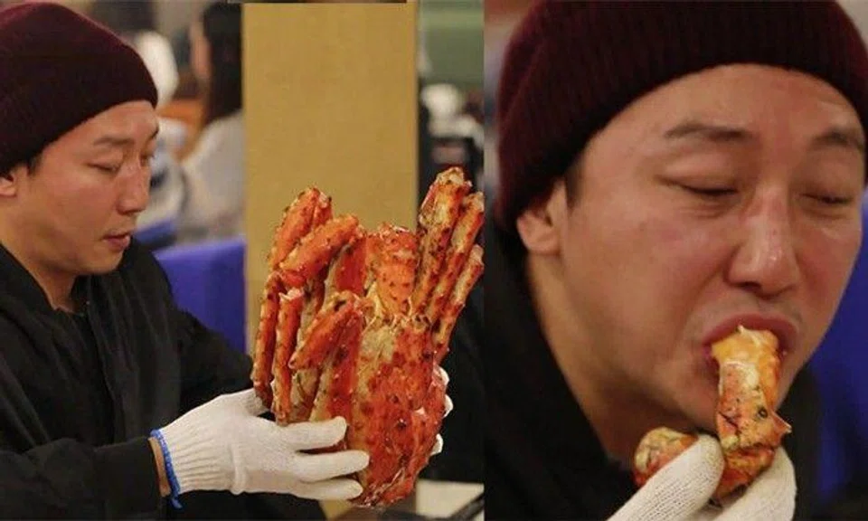 You can get this huge crab at a eat-all-you-can buffet