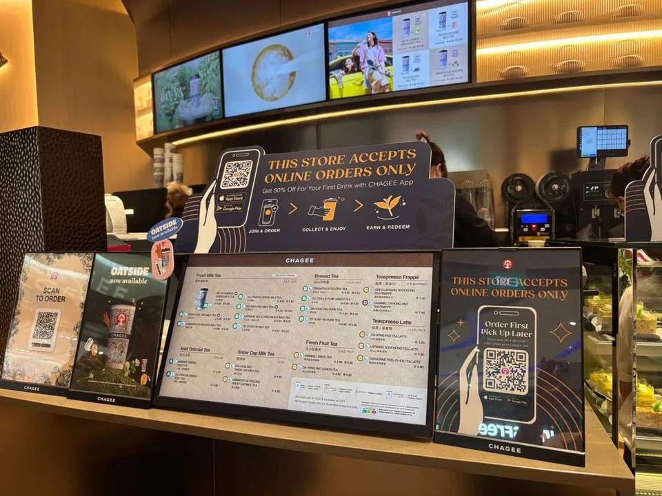 Tea company Chagee’s customers are encouraged to order online before heading over to collect their drinks.