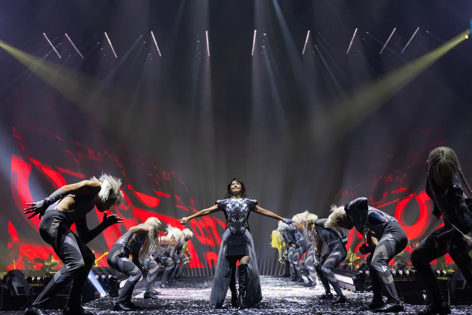 Sun's show was a sensory buffet perfect for celebrating her 25 years in show business, and her return to touring.