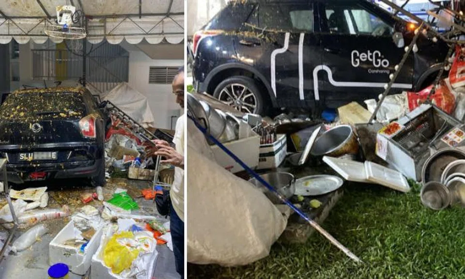 Car crashes into Geylang pasar malam