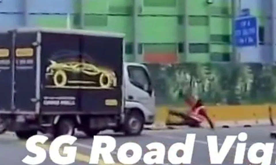 Man taken to hospital after getting hit by lorry in Ang Mo Kio, driver assisting with investigations