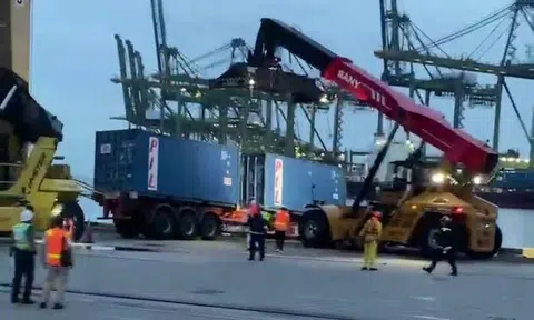 The prime mover, which had been attached to the trailer, had fallen into the sea and was fully submerged, it said.