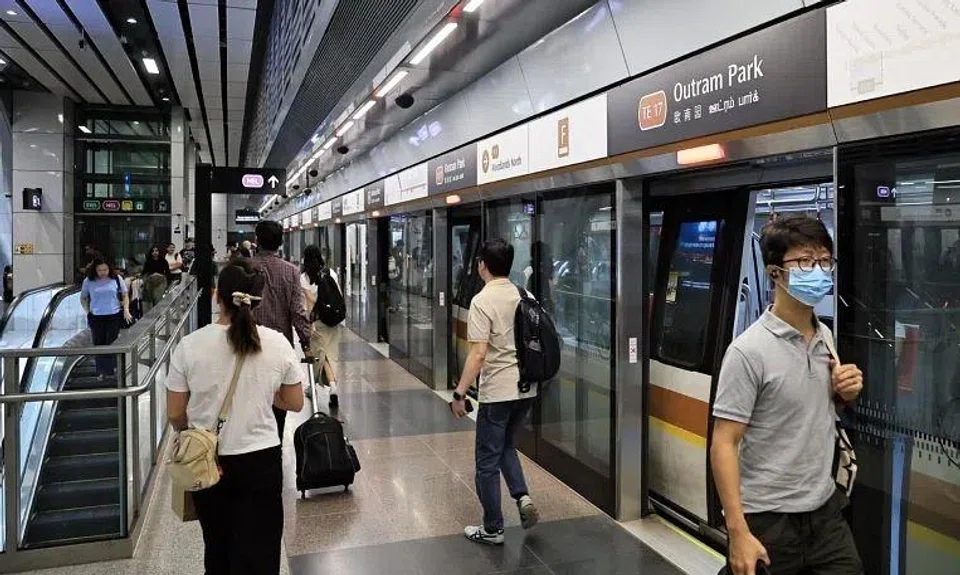 Passengers alighting at Outram Park MRT on Dec 19, 2024. A signalling fault on Dec 27 had caused communication between the signalling system and trains to be disrupted.