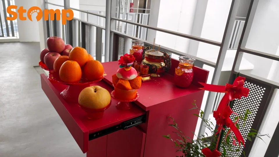Bulky, heavy wooden altar in common corridor
