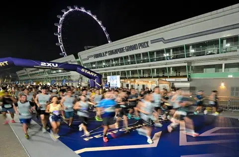 The 2XU Compression Run had flagged off at around 4.15am at the F1 Pit Building on Sunday and is said to have drawn over 20,000 participants for its 5km, 10km, and 21.1km categories.