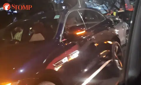 Jaguar among three cars involved in Yishun accident, 3 taken to hospital