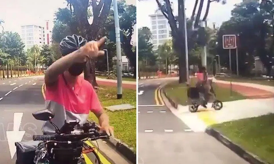 Foodpanda delivery rider crashes e-bike into car then makes U-turn to ride away
