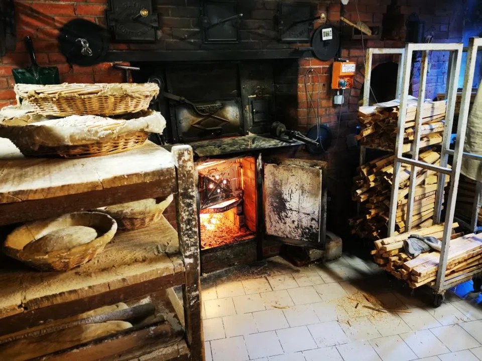 Singaporean baker in France