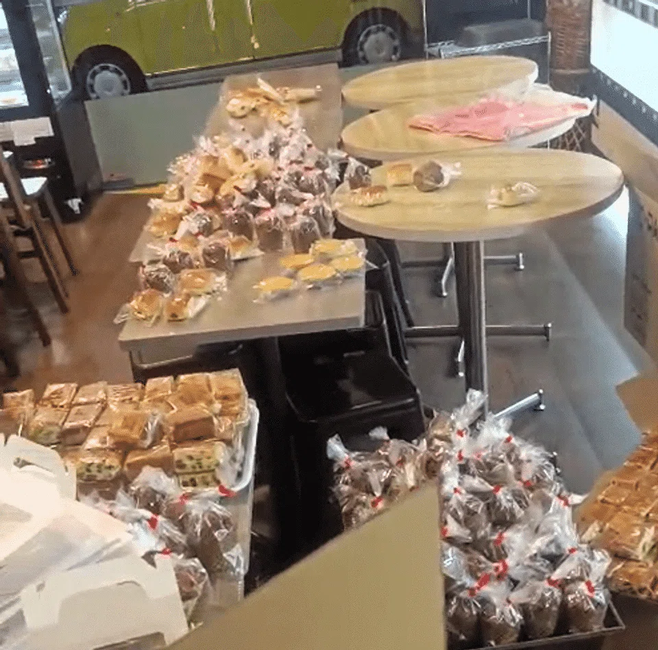 Yi Jia Bakery had prepared pastries worth $1,500 for 150 people.