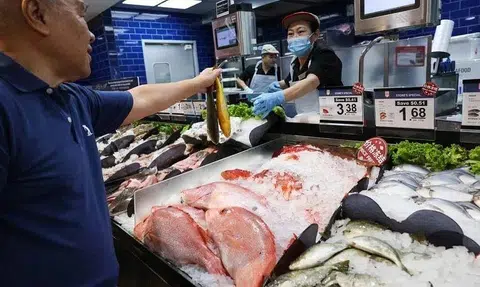 Items that will have their prices locked in 2025 include seafood like Chinese pomfret, grey prawns and red snapper.