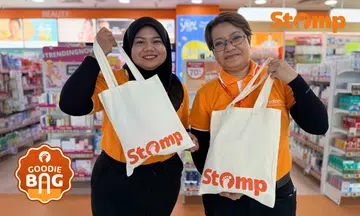 Guardian staff help injured customer