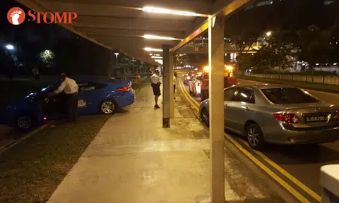4 people injured in accident involving taxi and car along Boon Lay Way