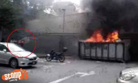 Cool S'poreans band together to battle blaze at Geylang Bahru