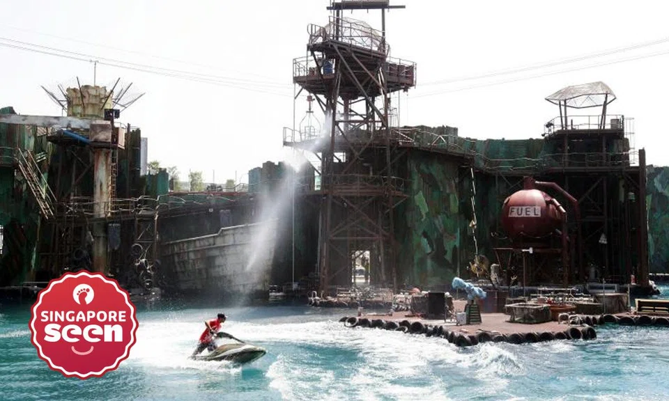 USS WaterWorld stunt performer taken to hospital
