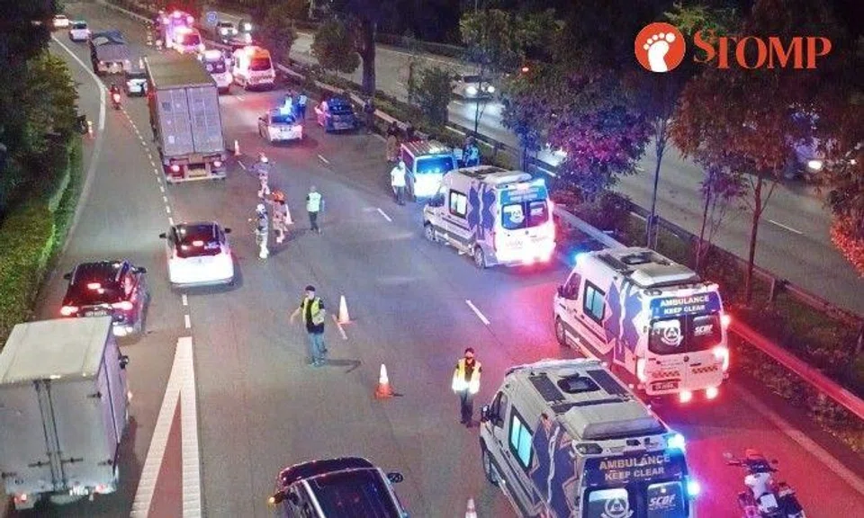 A Stomper shared a video of the aftermath showing two of the three lanes of the expressway going towards Tuas cordoned off near the Jurong Town Hall exit.