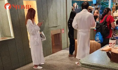 Couple wearing bathrobes in Marina Bay Sands cafe: 'It's disgraceful,' says Stomper