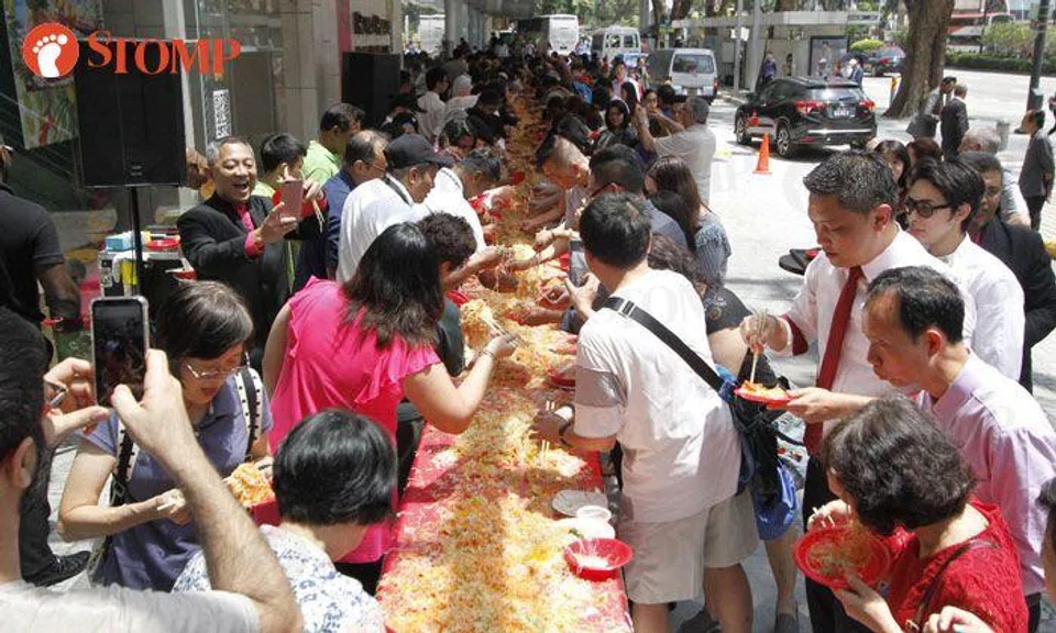 Ever seen a 28-metre yu sheng? Thank you, Royal Plaza on Scotts for letting me be part of it