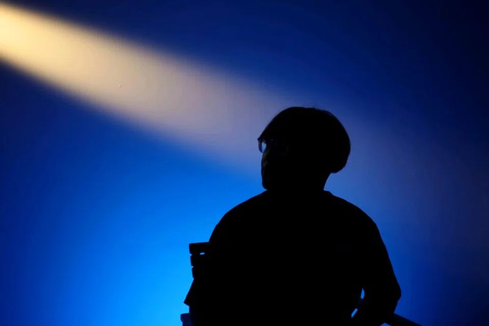 Teen addicted to Kpods on news that friend died