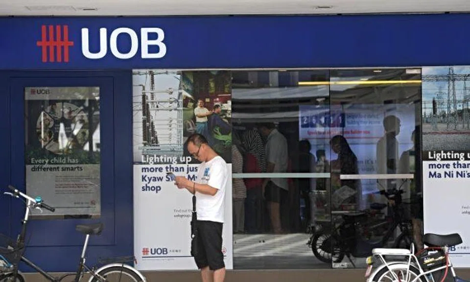 Bank stops woman from transferring $1,500 to 'boyfriend' for his release from S'pore Customs 