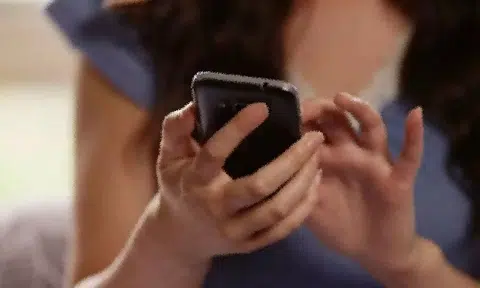 Woman loses $67,500 to WeChat insurance scam: 'I feel stupid'