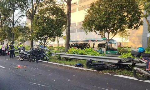 Among the 11 people taken to hospital were nine male motorcyclists aged 26 to 61, a 21-year-old man and a 32-year-old woman who was riding pillion.