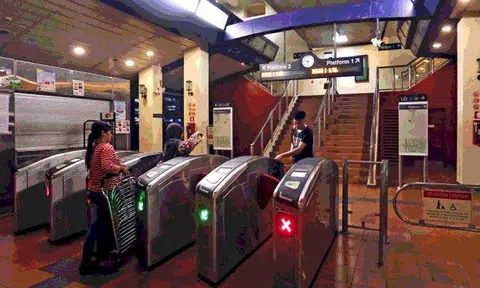 LRT train fault along Bukit Panjang line causes delay of 10 minutes