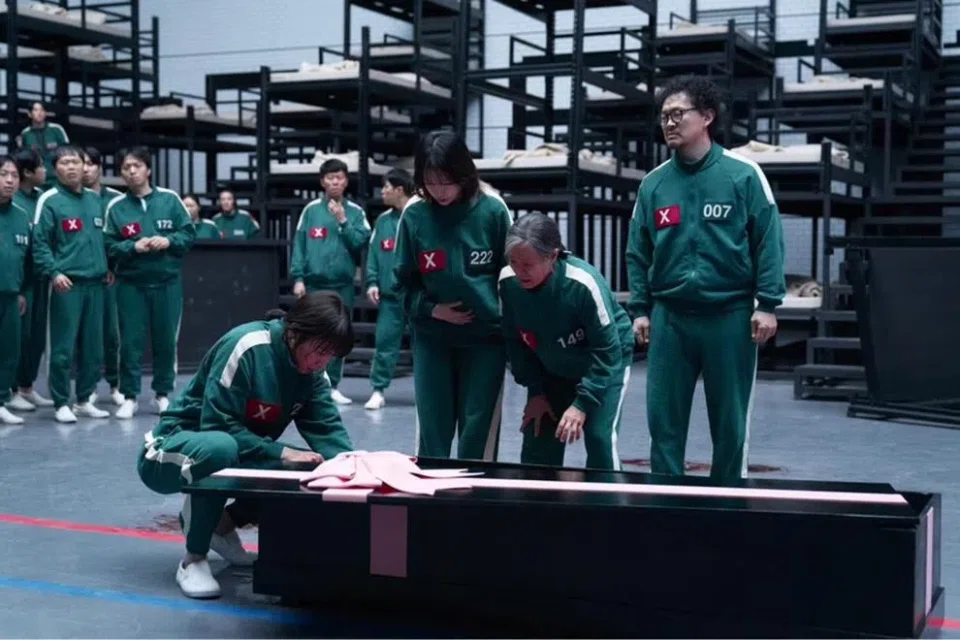 (From left) Park Sung-hoon, Jo Yu-ri, Kang Ae-sim and Yang Dong-geun in Squid Game 3.