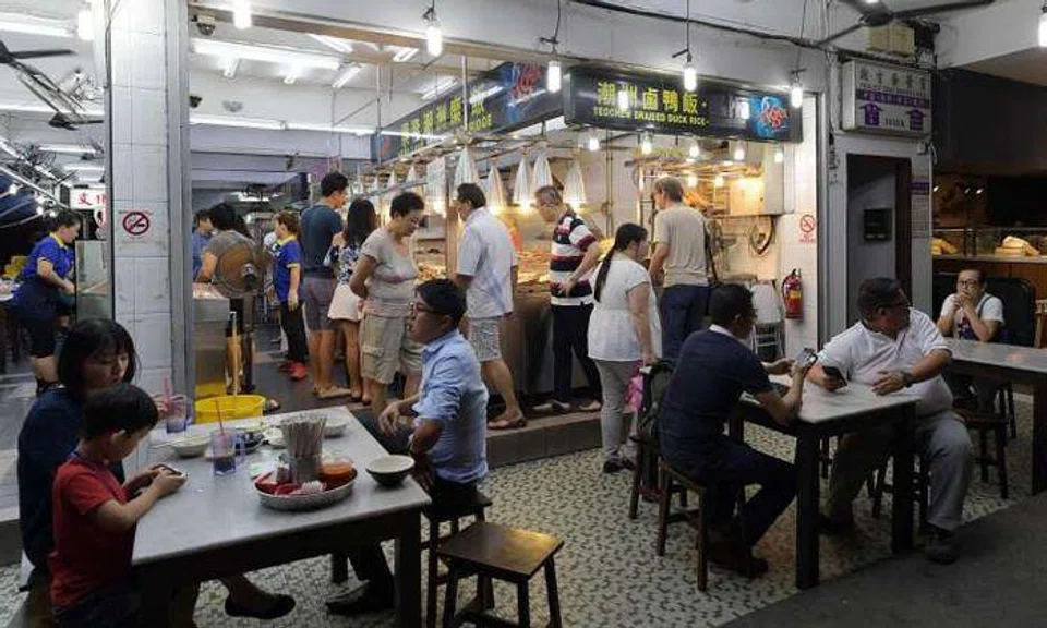 Two groups of customers wreaked havoc at Heng Long Teochew Porridge on July 24, 2017. Photo: The Straits Times