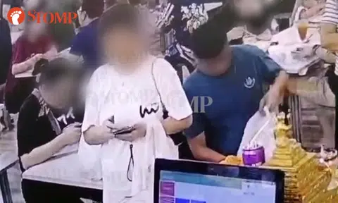 Stomper apologises to man who mistakenly took his mother's $11 spring chicken in Yishun