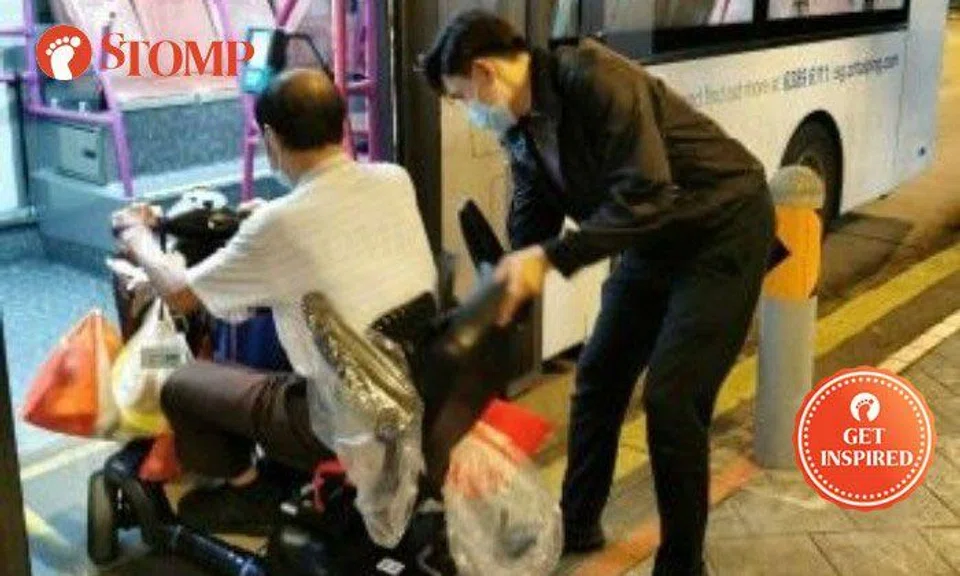 Kudos to kind bus captain who helps wheelchair-bound passengers, greets others with a smile