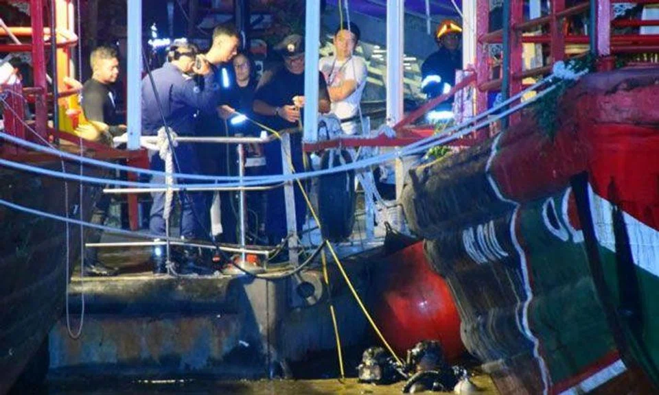 27-year-old man who fell into water at Clarke Quay on Sunday still missing 