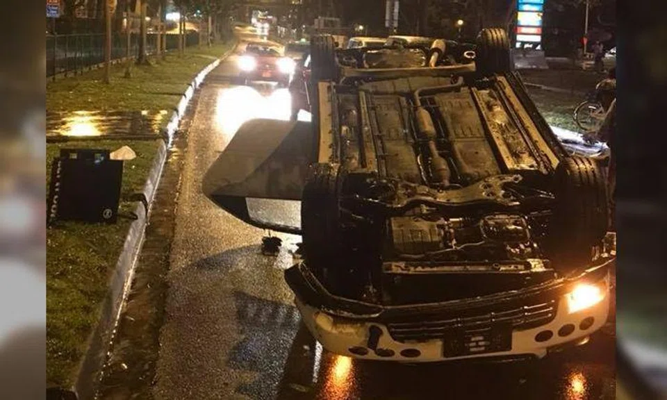 20-year-old driver sent to hospital after car accident in Bukit Batok