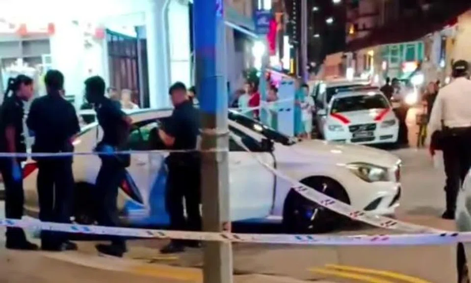 Police on hunt for driver and 2 passengers who abandoned Mercedes that evaded Geylang roadblock