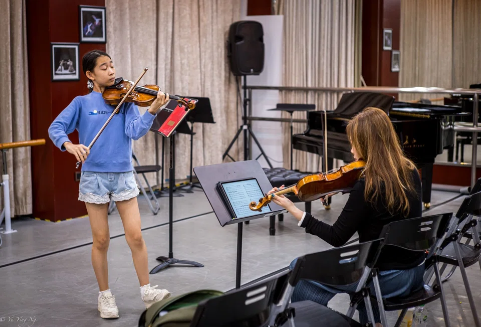 cathy chen xi practising