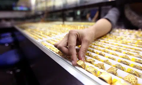 Maid stole 59 pieces of jewellery from employer's home and pawned them for over $23,000