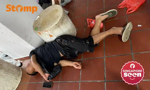 Man 'unresponsive' after falling at Chinatown bus stop