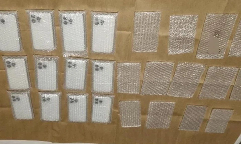 Woman pays $600 for iPhone, realises she was cheated after she can't log in to Apple account