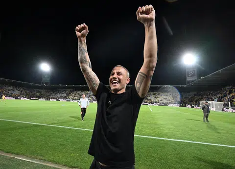Fabio Cannavaro celebrating after a Serie A match while he was coach of Udinese.