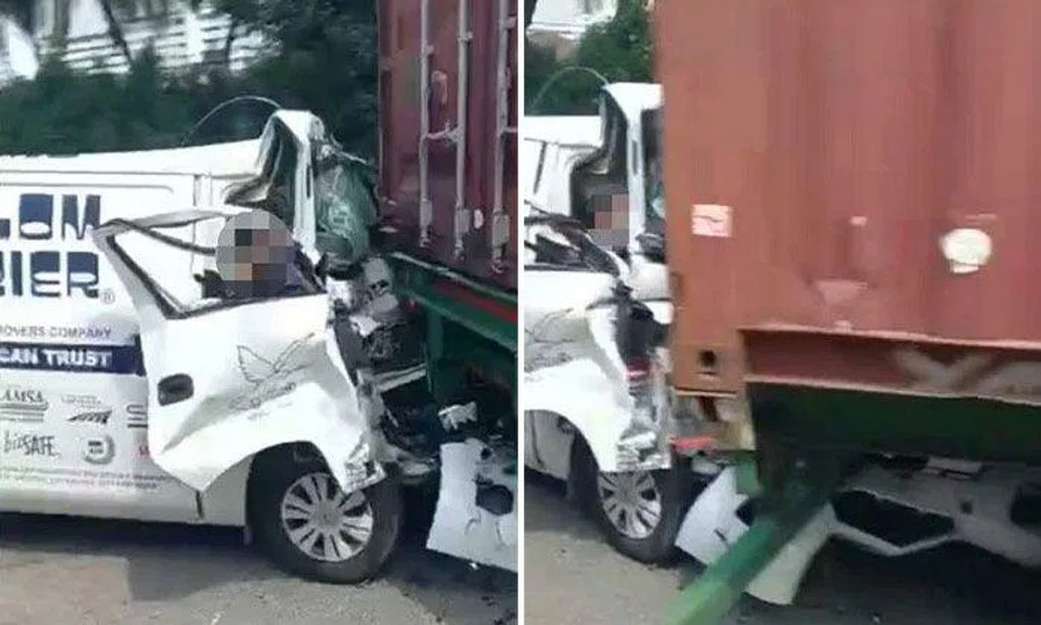 A video circulating on messaging platforms on April 17 showed the van with its driver’s cabin crushed. PHOTOS: SCREENGRABS FROM SG ROAD/TELEGRAM