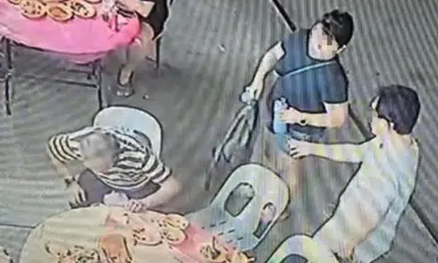 Family of 4 allegedly walk out on $120 bill at Kallang seafood restaurant, owner hopes they come back to pay