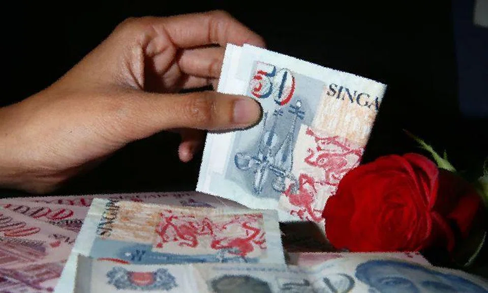 Man duped into paying $881 after responding to ad for sexual services, 3 arrested