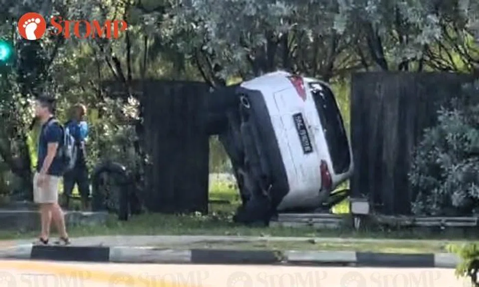 Lexus ends up on its side after accident at Bendemeer Road