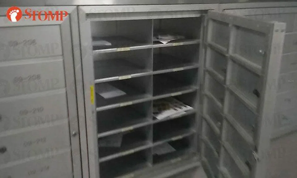 SingPost: Unlocked letterbox panel at Marine Drive due to mechanical failure 