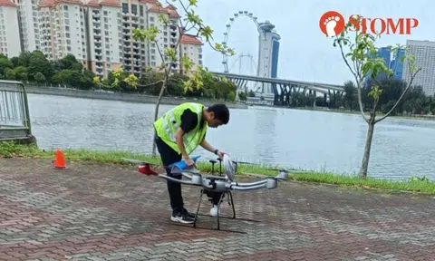 Stomper spots drone at Gardens by the Bay: Is it allowed?