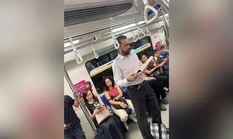 pritam singh spotted on mrt train