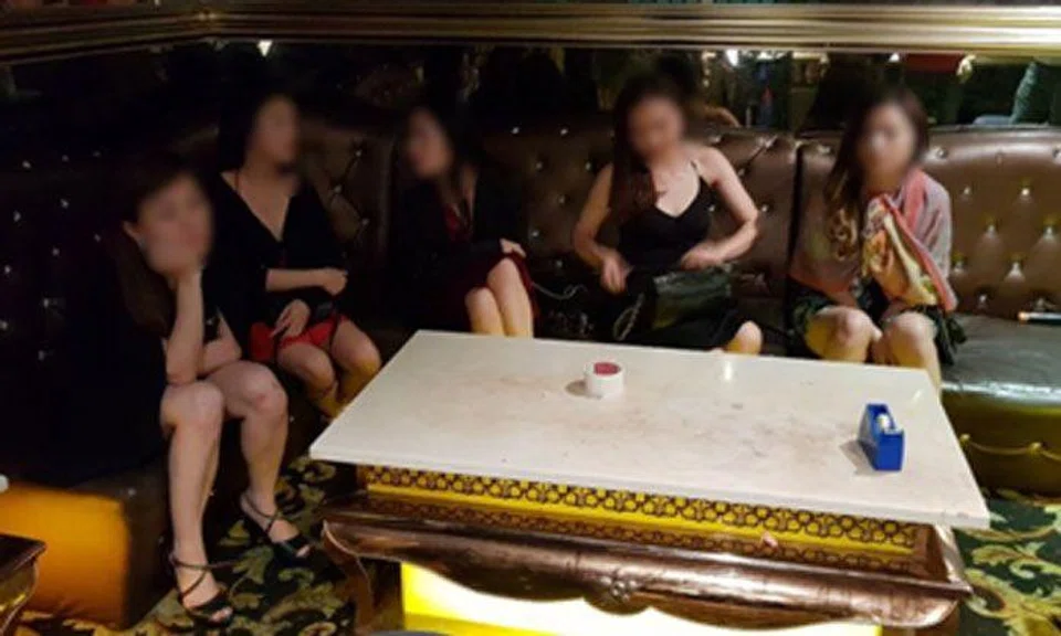 3 women arrested for being naked at Cuppage Plaza, 5 others arrested for drug offences in joint operation